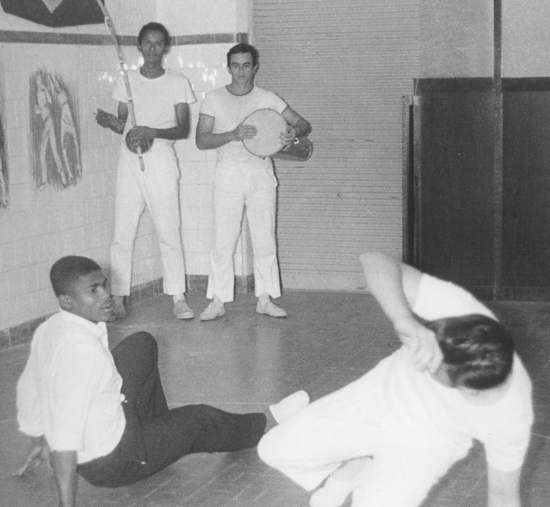 Paulo Limão jogando com Jorge (1969)